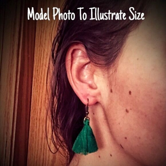 Pink Tassel Earrings NEW Handmade USA Festival Party Magenta Statement - Picture 7 of 7